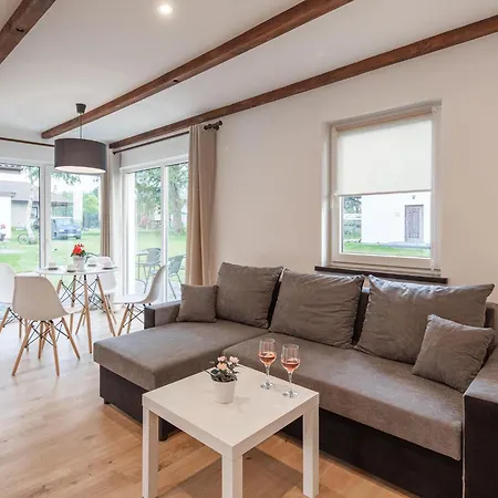 Brick House In L Dzin Near Dutch Windmill 度假居