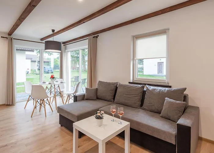 Brick House In L Dzin Near Dutch Windmill Сasa de vacaciones